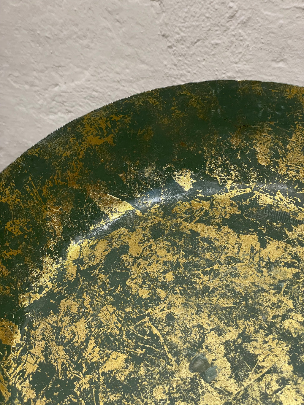 Metallteller gold-grün