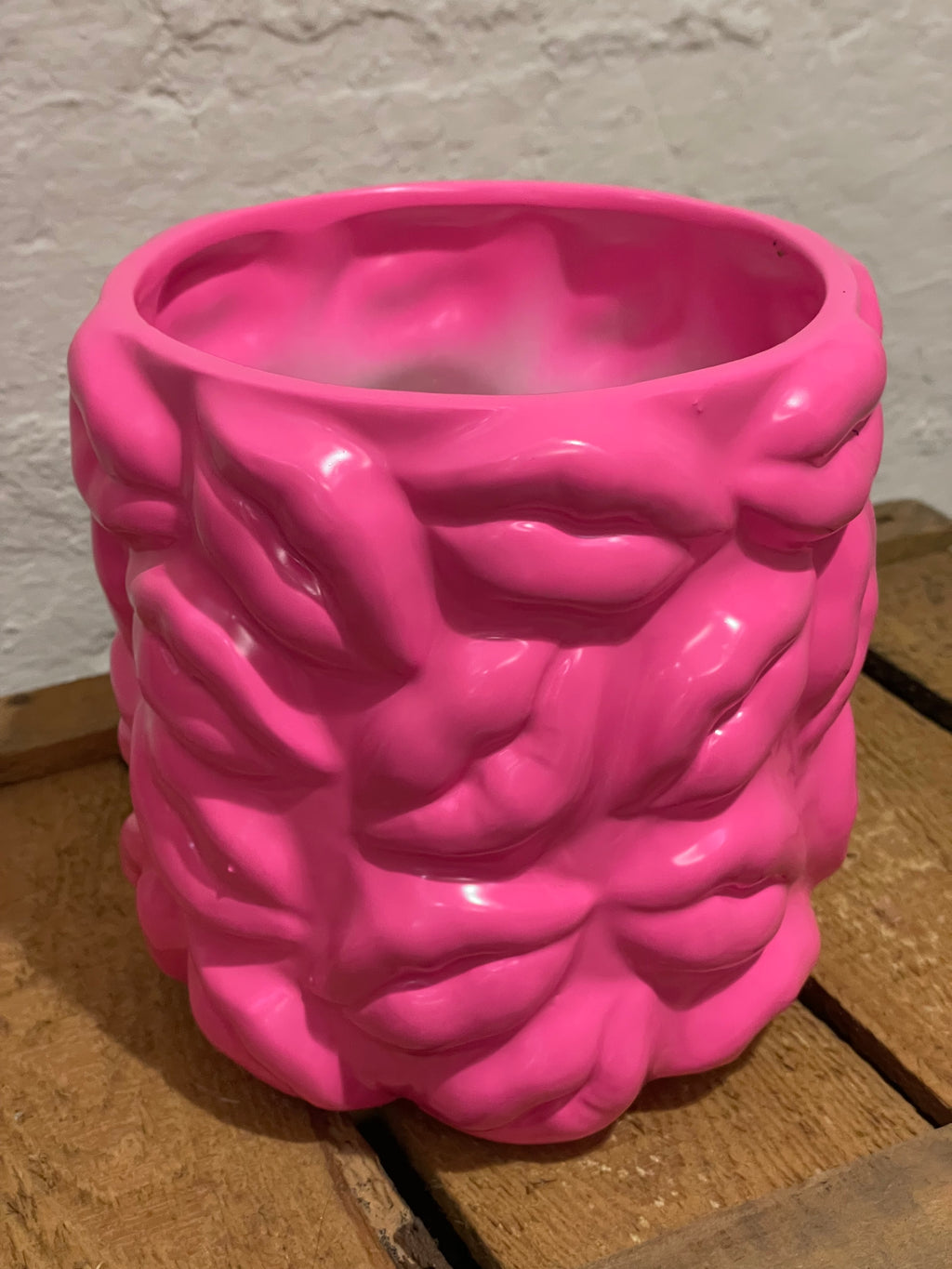 Statement-Übertopf "Kiss Me" Hot Pink