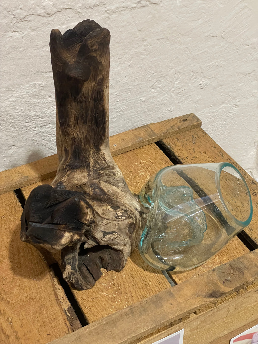 Teak-Holz Objekt mit Vase