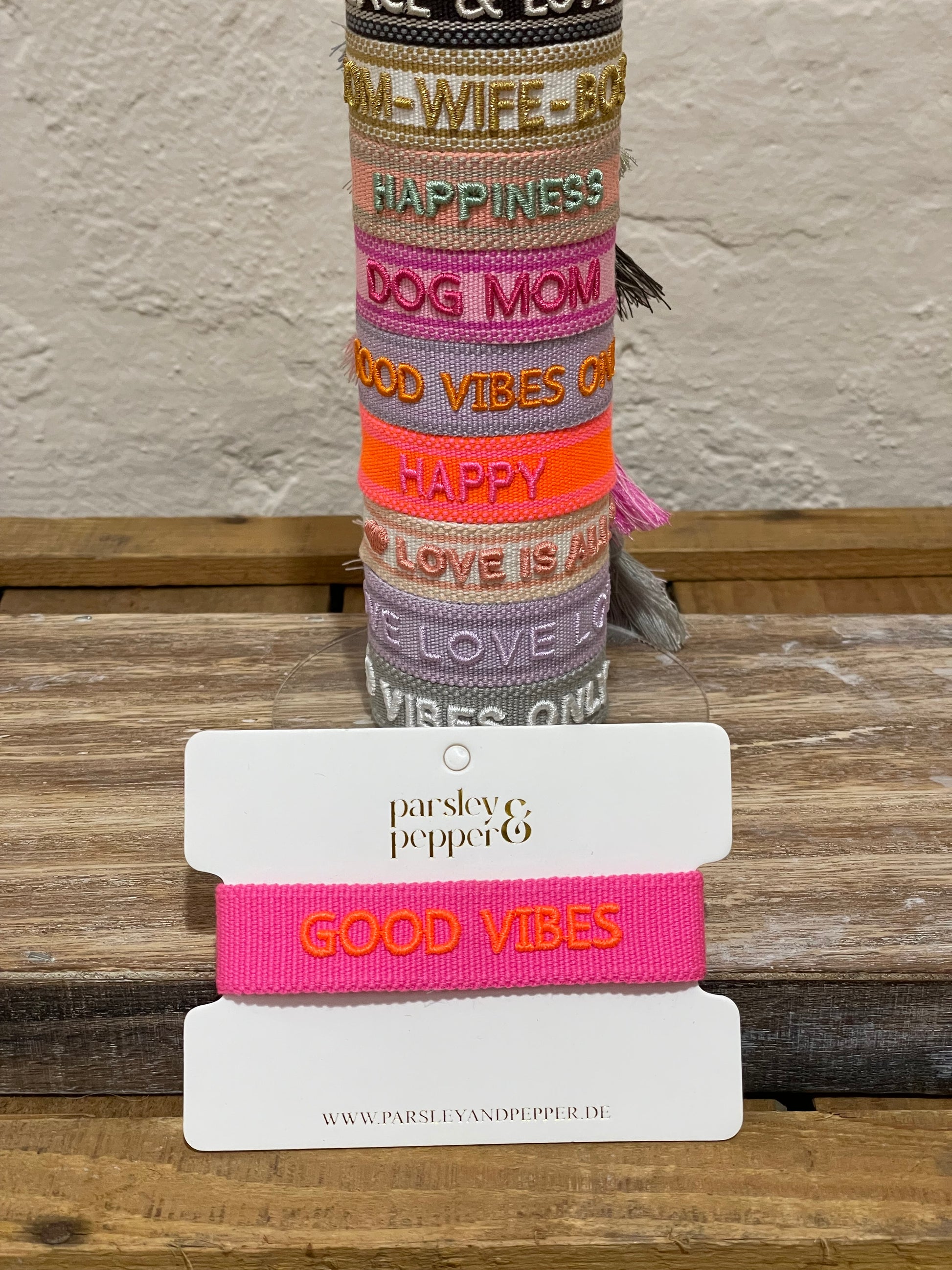 Statement-Armband "GOOD VIBES"